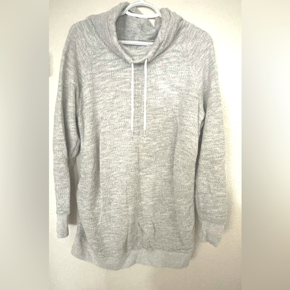 Liz Lange Maternity cowl neck sweatshirt - L